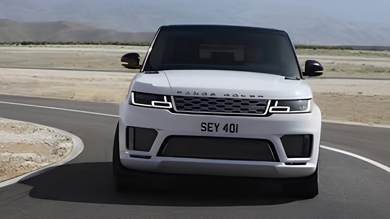 2019 Range Rover Sport P400e: A Luxury SUV With a Surprisingly Electric Side
