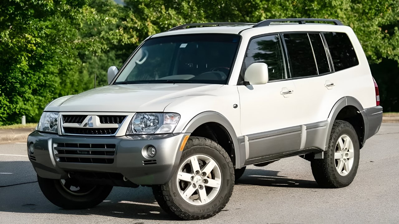 New Mitsubishi Pajero Revives an Iconic Montero Feature With a Modern Twist