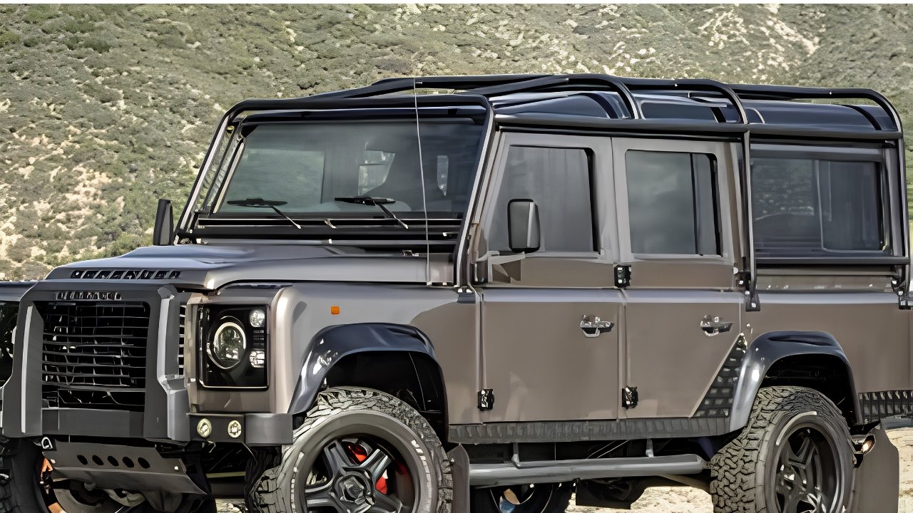 1989 Land Rover Defender Gets a Supercharged Corvette V8 in Wild Luxury Restomod