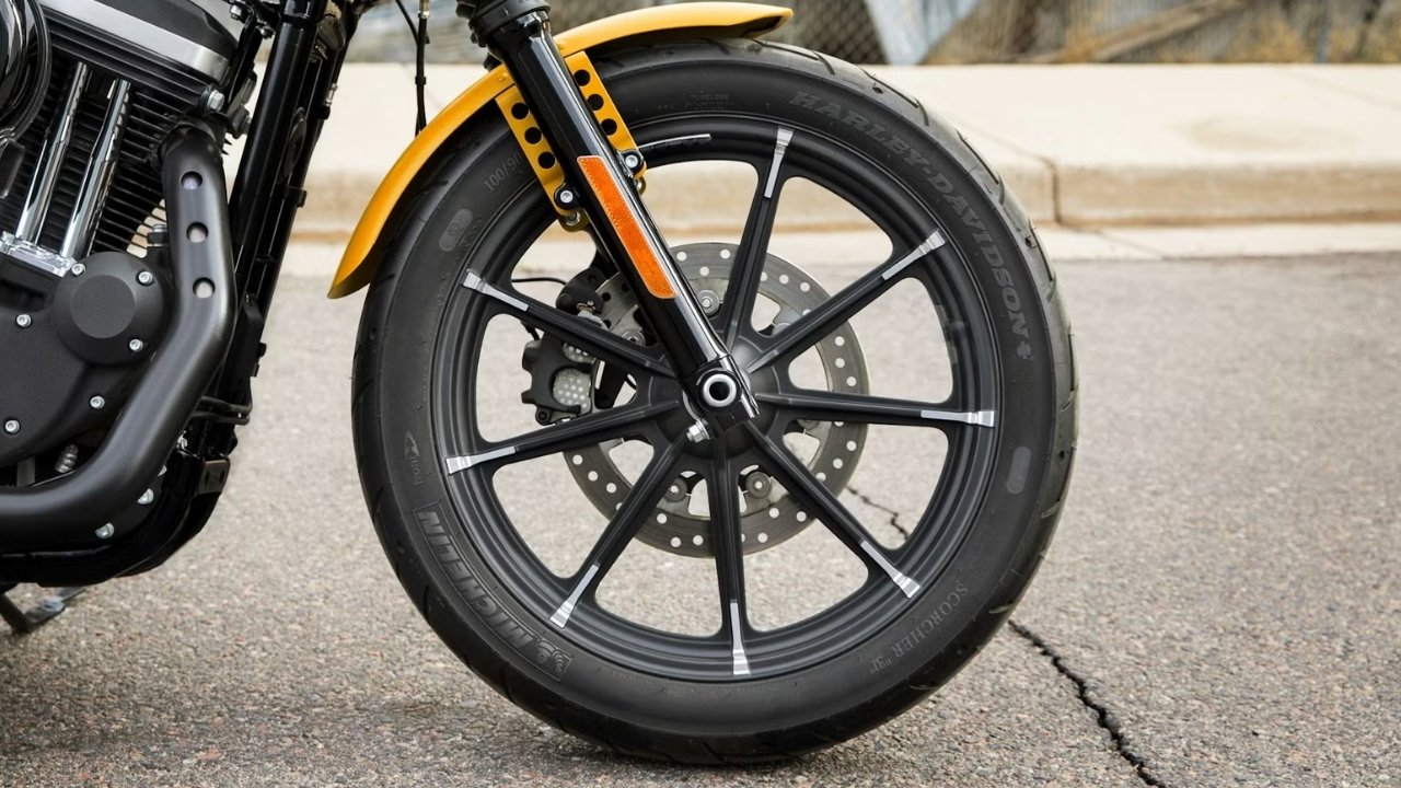 A Legendary Harley-Davidson Cruiser Is Making a Comeback With a Budget-Friendly MSRP
