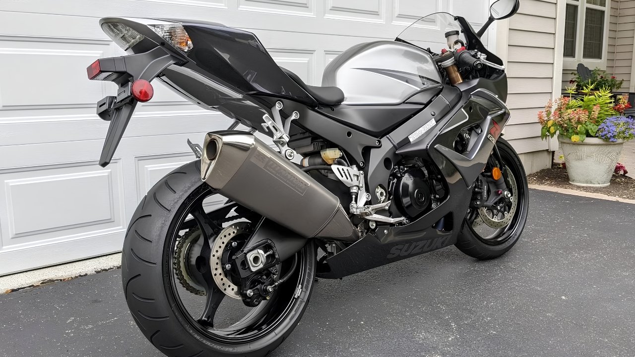 The Motorcycle That Quietly Became Suzuki’s Secret to Success